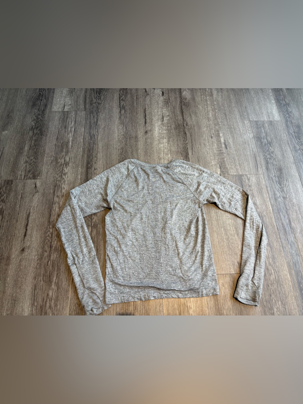 Women’s Lululemon Long Sleeve Top 6